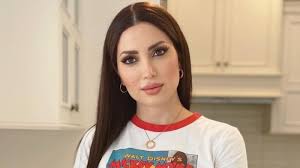 الفنانة نسرين طافش